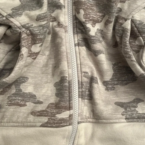 Women’s Athleta Size S (tall) Camo Zip up hoodie - Picture 5 of 7